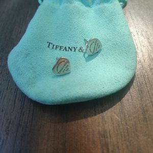 Return to Tiffany & Co (mini earring tag)